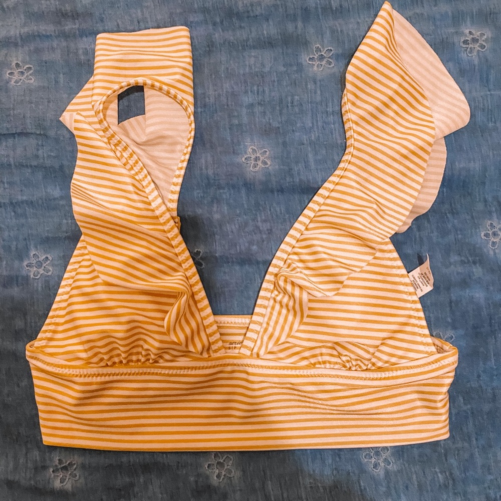 NWOT AERIE BIKINI TOP